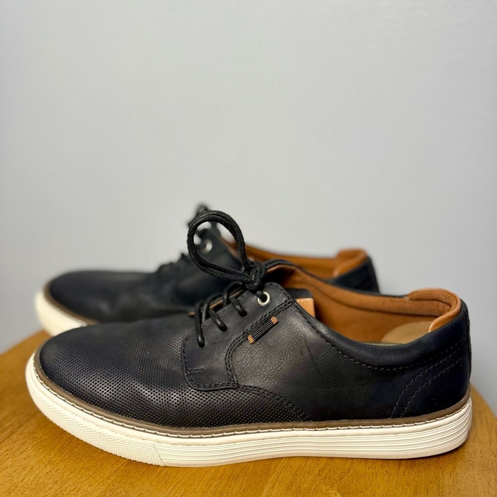Crown Vintage Edsul Black Leather Oxfords with White Sole | 8